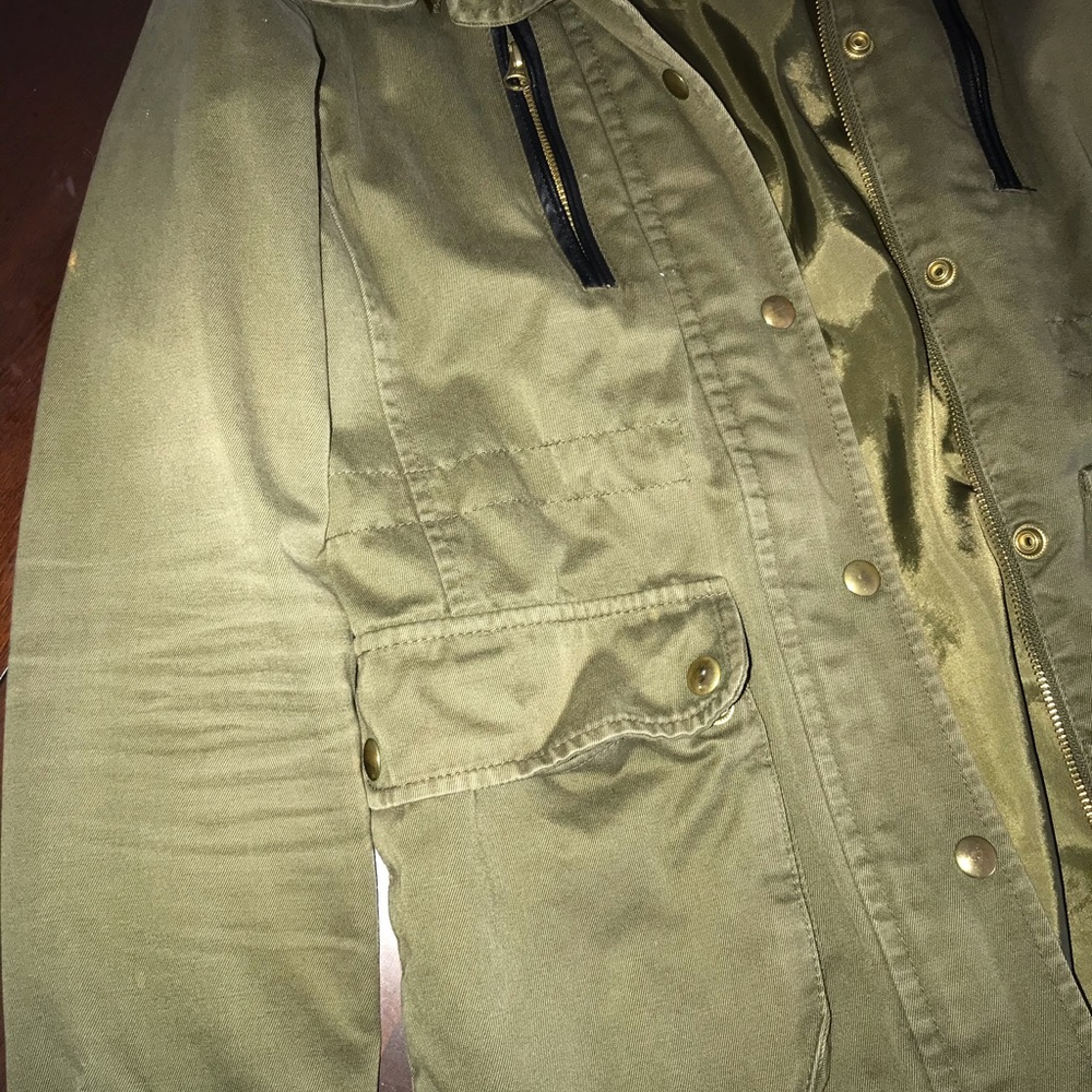 Rain jacket - Picture 3 of 6